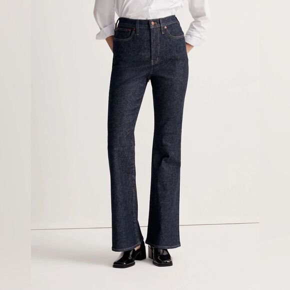 MADEWELL The Perfect Vintage Flare Jean in Wrenford Wash - Picture 6 of 12